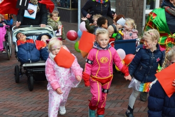 Kindercarnaval (77) (Klein)